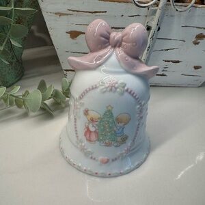 1997 Enesco Precious Moments Christmas bell